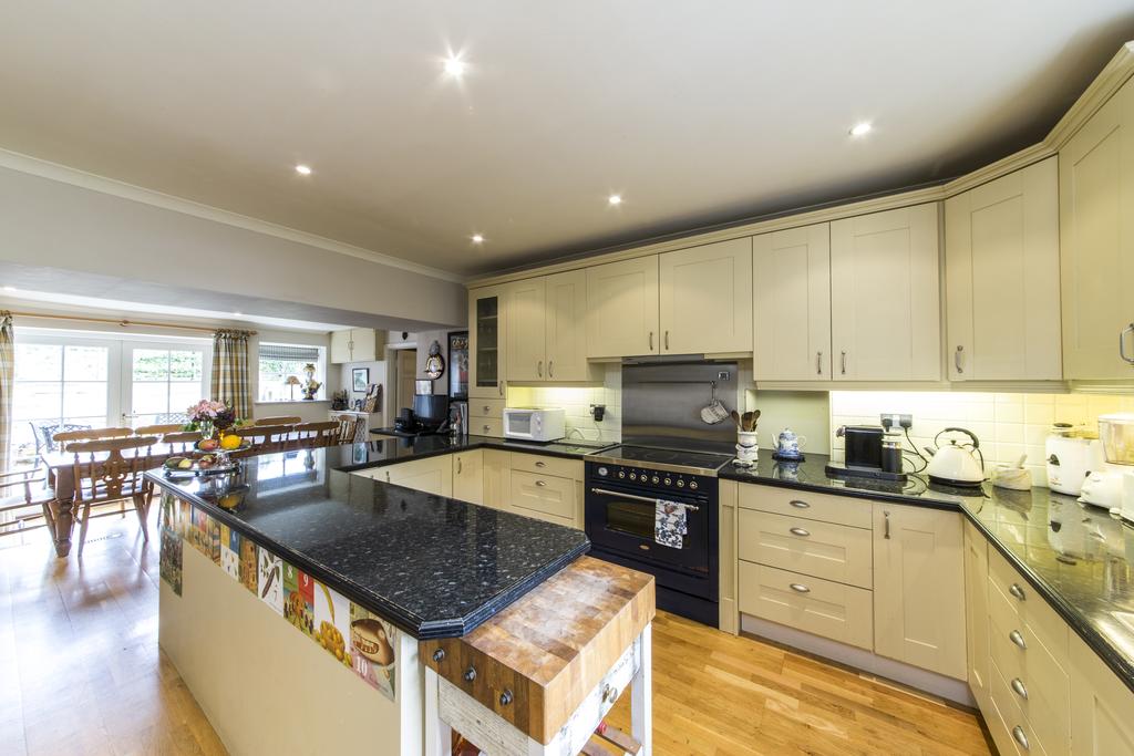 Rhonehurst Kitchen