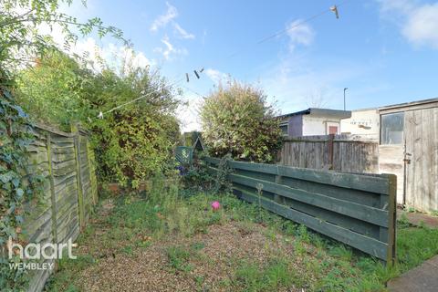 60 Heather Park Drive, Wembley, HA0 1TA