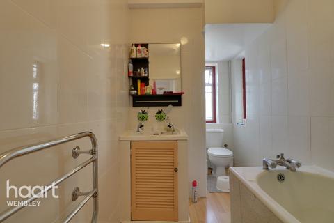 60 Heather Park Drive, Wembley, HA0 1TA