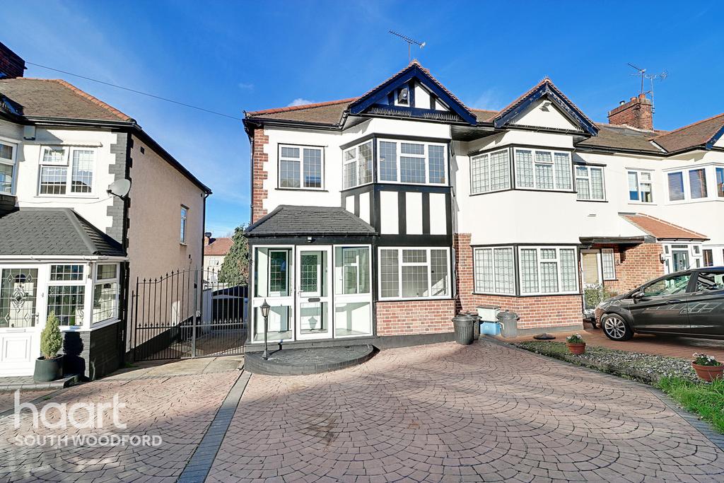 Westview Drive, Woodford Green... 3 bed end of terrace house £550,000