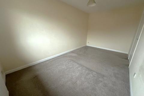 2 bedroom property to rent, Fareham  Chaffinch Way  UNFURNISHED