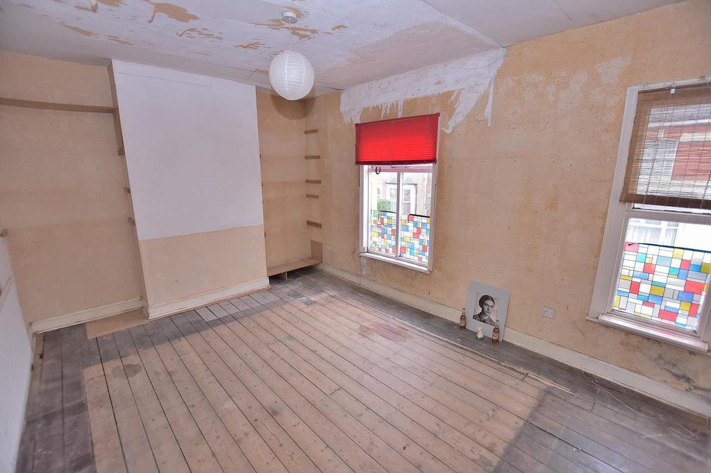 Newbridge Street, Wolverhampton 3 bed house £100,000