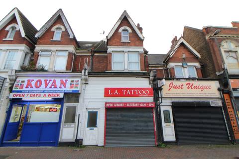 4 bedroom flat for sale - Luton Road, Chatham, ME4