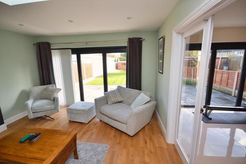 49 Basildon Drive, Basildon, SS15 5RN