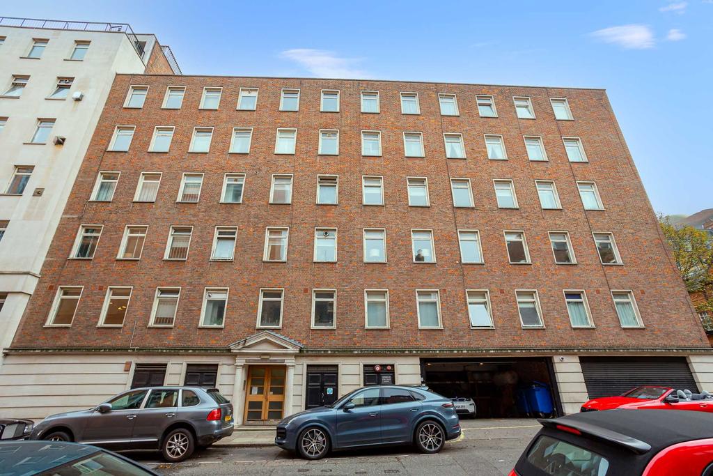 Mount Row, Mayfair, W1 4 bed apartment to rent £7,583 pcm (£1,750 pw)