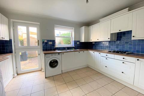 16 Alfred Square, Deal, CT14 6LR