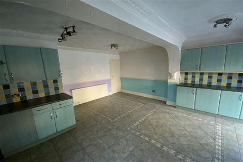 68 Meadow View Road, Sheffield, S8 7TP