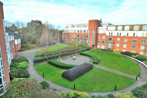 2 bedroom apartment to rent, Regency Court, 8-111 High Road, South Woodford, E18