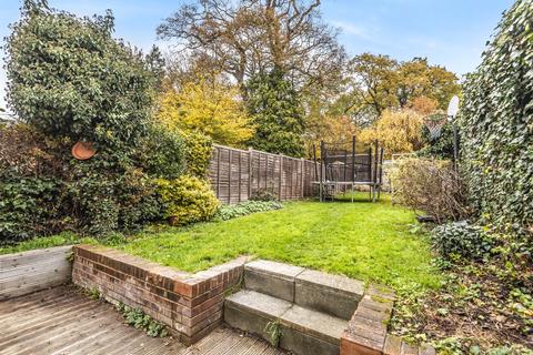 59 Wingfield Road, Kingston Upon Thames, KT2 5LR