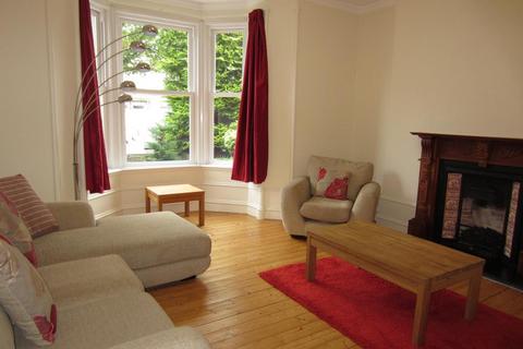 2 bedroom ground floor flat to rent, Forest Avenue, Aberdeen, AB15