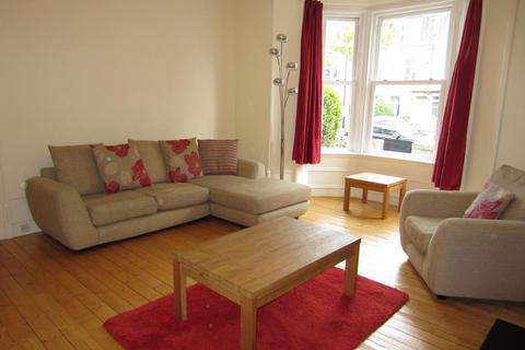 2 bedroom ground floor flat to rent, Forest Avenue, Aberdeen, AB15