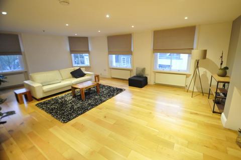 2 bedroom flat for sale - Montpelier Vale, Blackheath, SE3
