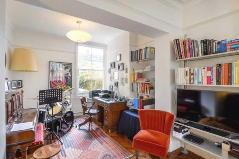 2 Druce Road, London, SE21 7DW