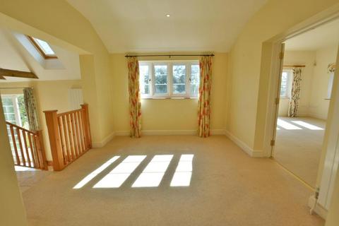 17 Ridgeway, Corfe Mullen, Wimborne, BH21 3HS