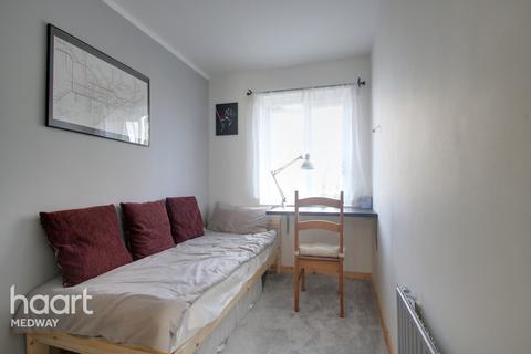 30 Whyman Avenue, Chatham, ME4 5TP