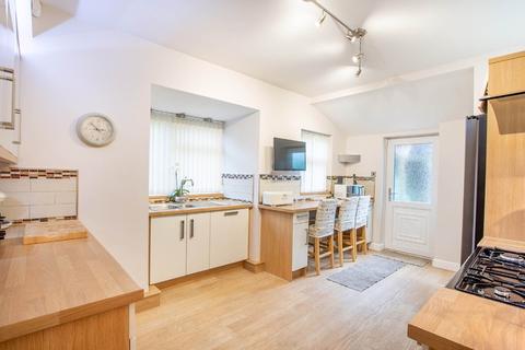 162 Thorne Road, Edenthorpe, Doncaster, DN3 2LU