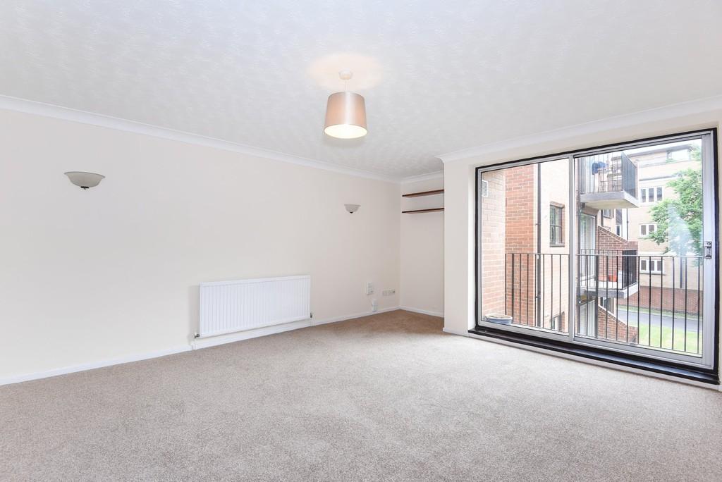 Radley House, Oxford 2 bed flat £420,000