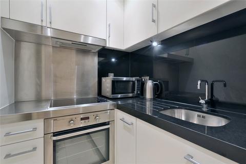 undefined, New Providence Wharf, 1 Fairmont Avenue, London