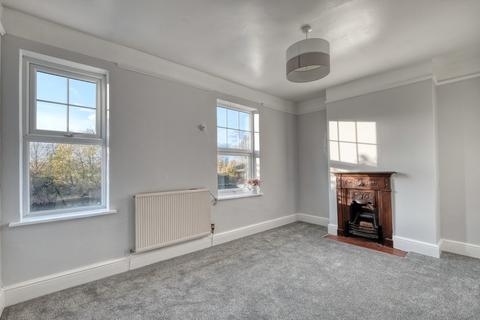 15 Diglis Avenue, Worcester, WR1 2NS