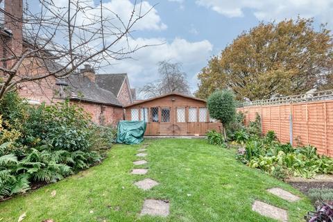 1, Cedar Cottage Main Road, Hallow, Worcester, WR2 6PW
