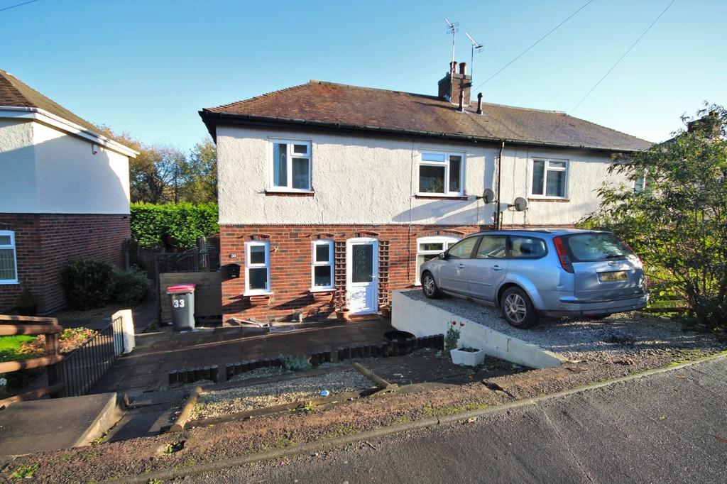 Victoria Road, Nuneaton 3 bed semidetached house £750 pcm (£173 pw)