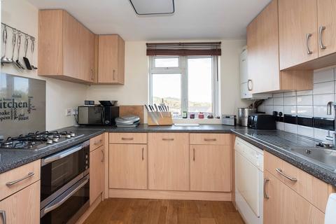 37b Hampstead Road, Dorking, RH4 3AG