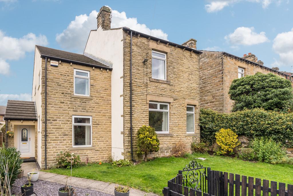 Leeds Road, Birstall 4 bed detached house £289,950