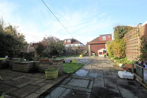 10 Denham Crescent, Mitcham, CR4 4LY