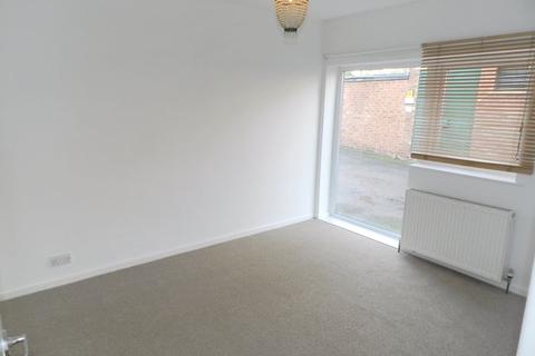 7 Grove Court, Leeds, LS6 4AE