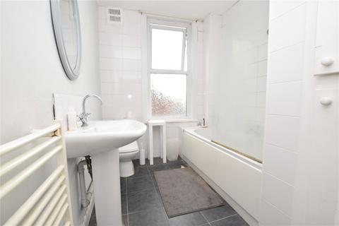 5 Wetherby Place, Leeds, LS4 2JG