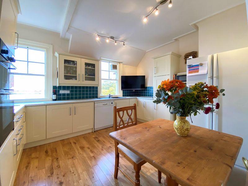 Links Road, Budleigh Salterton 3 bed apartment £370,000