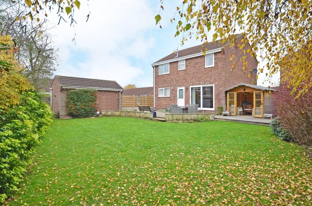 Harrow Glade, York 4 bed detached house £355,000