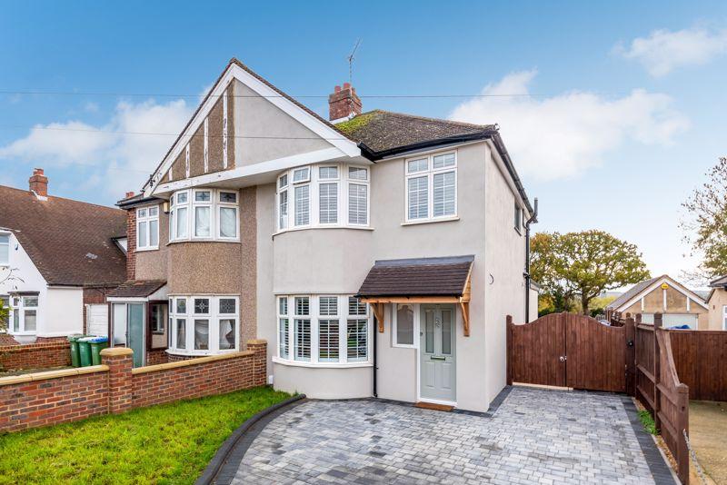 Valentine Avenue, Bexley 3 bed semidetached house £575,000