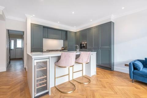 35 Valentine Avenue, Bexley, DA5 3HF