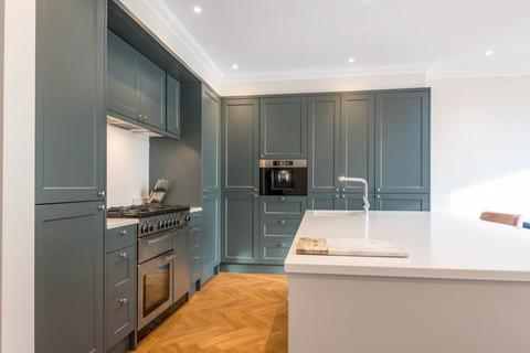 35 Valentine Avenue, Bexley, DA5 3HF
