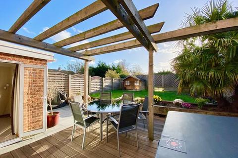 3 Maiden Erlegh Avenue, Bexley, DA5 3PB