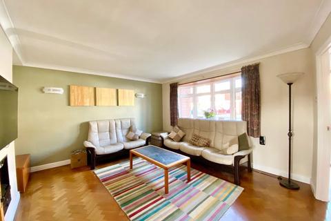 3 Maiden Erlegh Avenue, Bexley, DA5 3PB