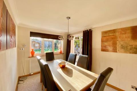 3 Maiden Erlegh Avenue, Bexley, DA5 3PB