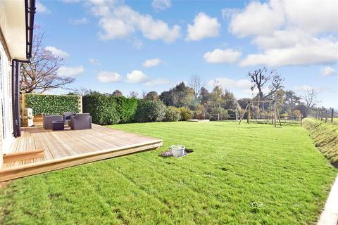 Wayside Ardingly Road, West Hoathly, East Grinstead, RH19 4RA