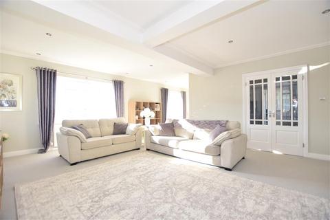 Wayside Ardingly Road, West Hoathly, East Grinstead, RH19 4RA