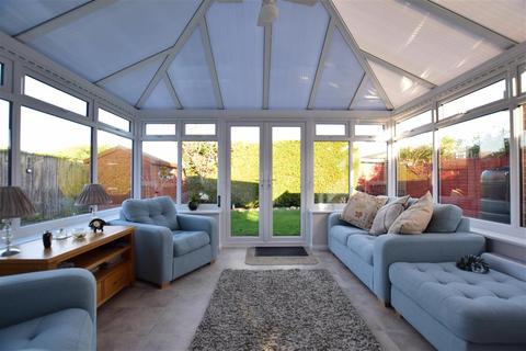 56 Cedar Crescent, St Marys Bay, Romney Marsh, TN29 0XH