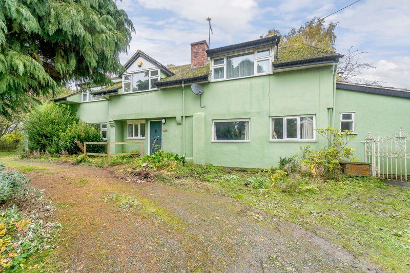 Broxton, Nr. Chester Cheshire Lamont Property Ref 3200 5 bed detached house £350,000