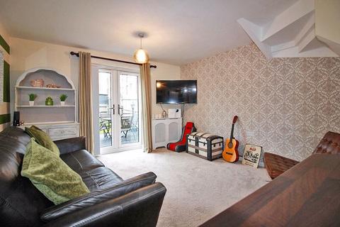 10 Donington Grove, Wolverhampton, WV10 6EE