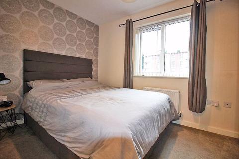 10 Donington Grove, Wolverhampton, WV10 6EE