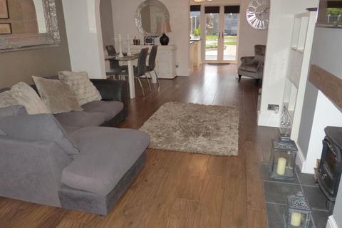 82 Birkenshaw Road, Birmingham, B44 8UJ