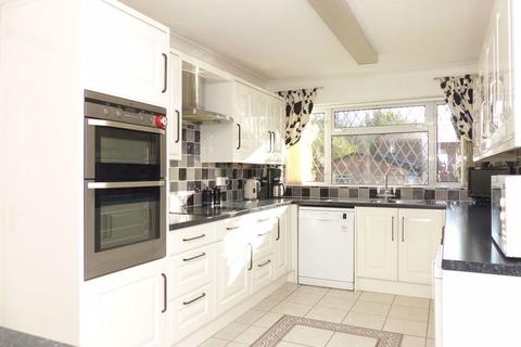 107 Weeford Road, Sutton Coldfield, B75 5RW
