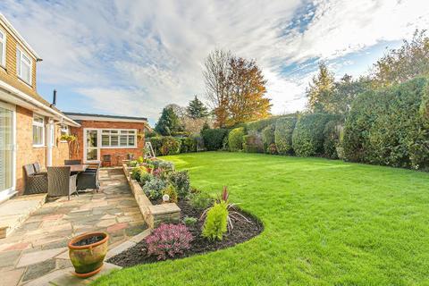 7 Days Acre, South Croydon, CR2 0ER
