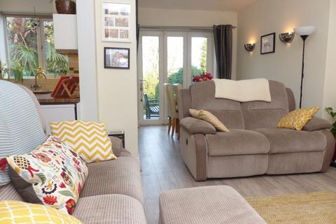 41 Douay Road, Birmingham, B24 0BA