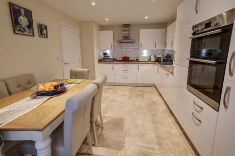 109 Sentrys Orchard, Exminster, Exeter, EX6 8UE