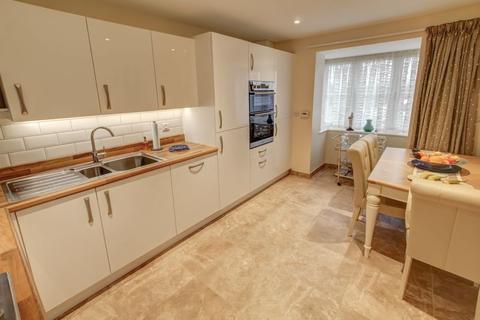 109 Sentrys Orchard, Exminster, Exeter, EX6 8UE